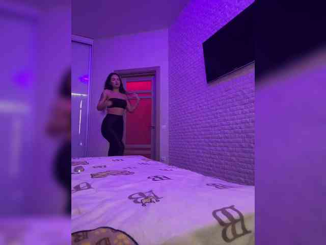 bitch_production webcam