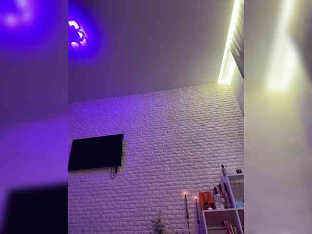 bitch_production webcam