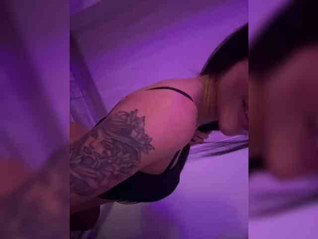 sweetkira25 Live Webcam on BongaCams