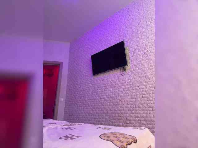 bitch_production webcam