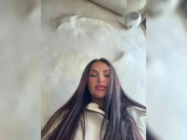 bitch_production webcam