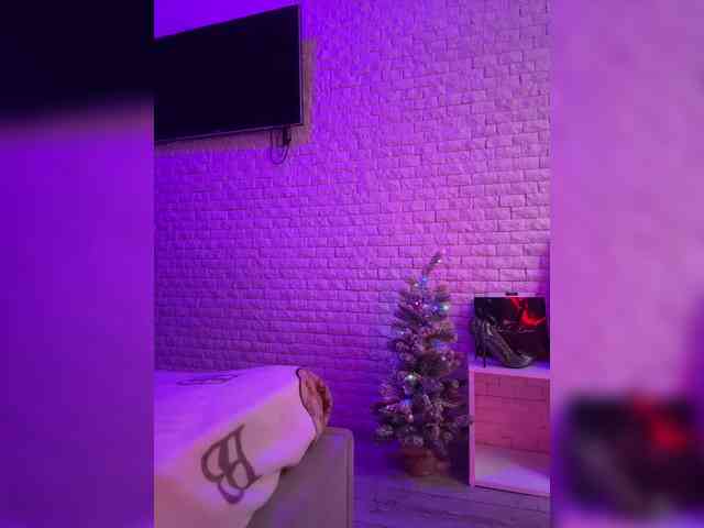 bitch_production webcam