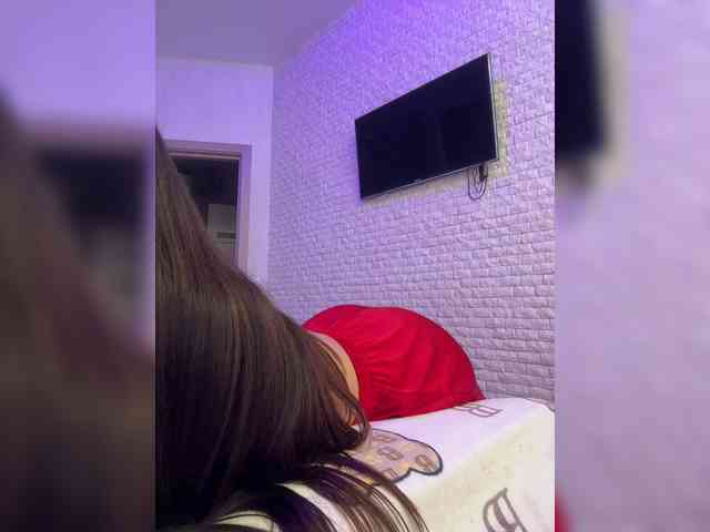 bitch_production webcam