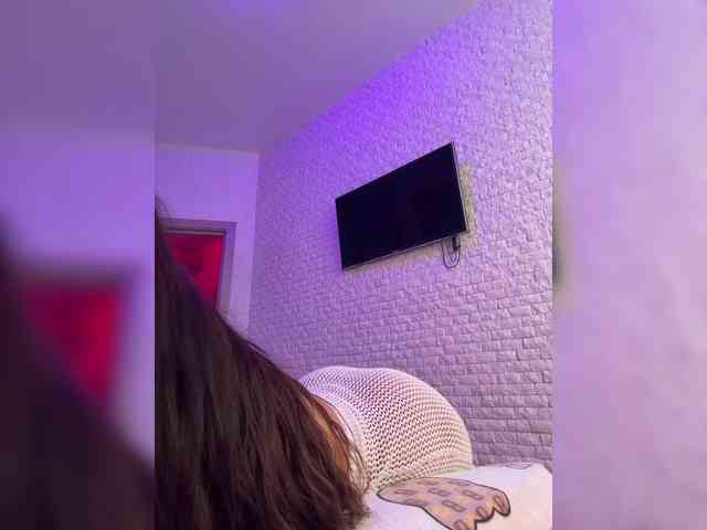 bitch_production webcam