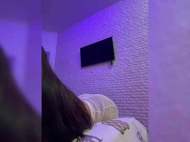 bitch_production webcam