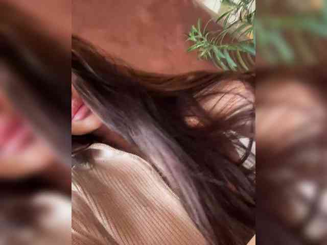 bitch_production webcam