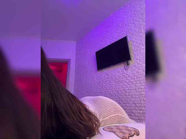 bitch_production webcam