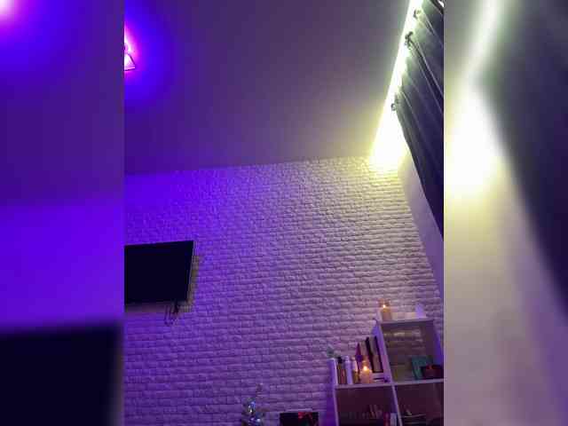 bitch_production webcam