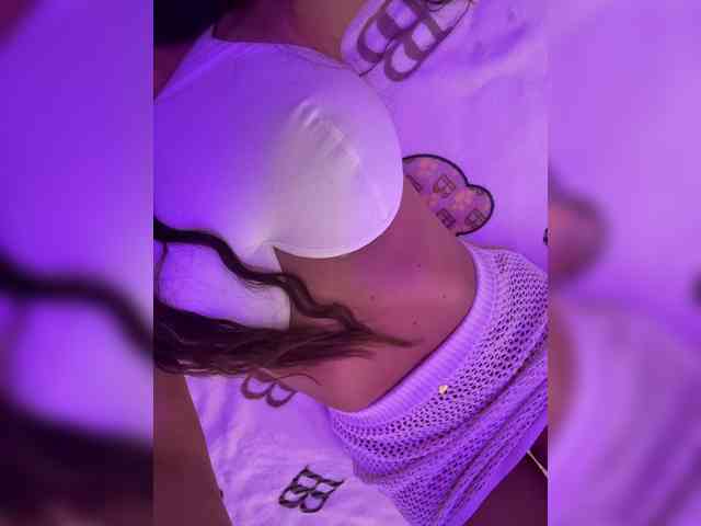 bitch_production webcam