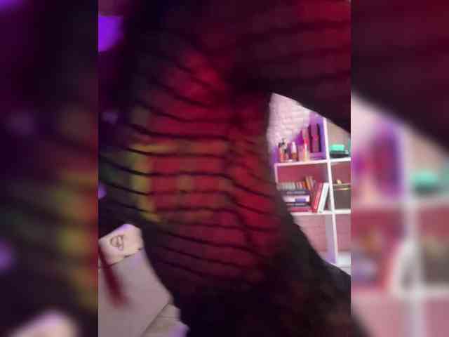 bitch_production webcam