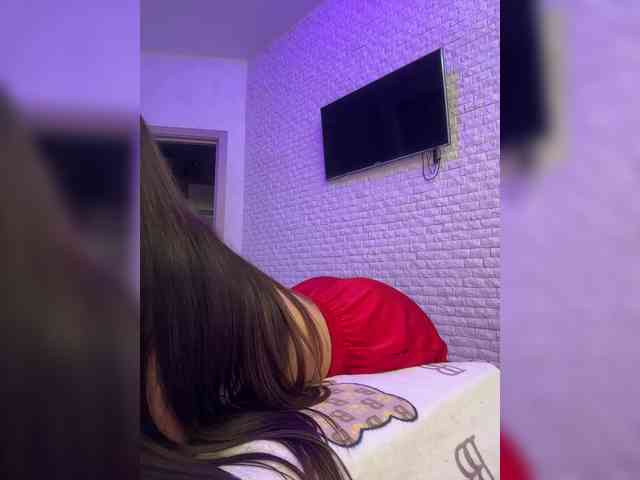 bitch_production webcam