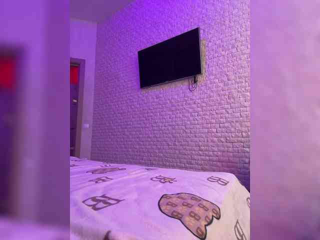 bitch_production webcam