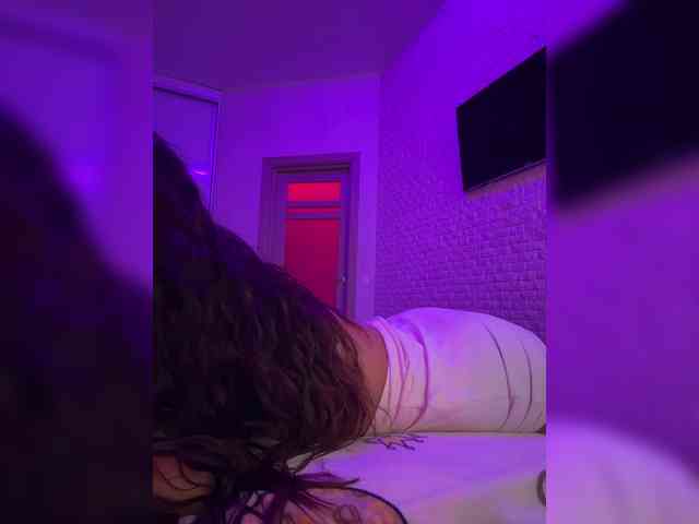 bitch_production webcam