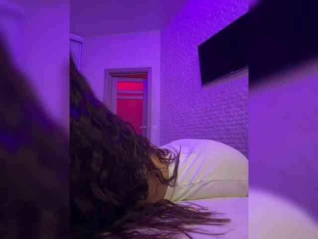 bitch_production webcam