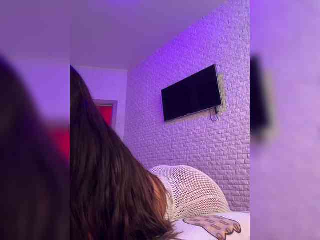 bitch_production webcam