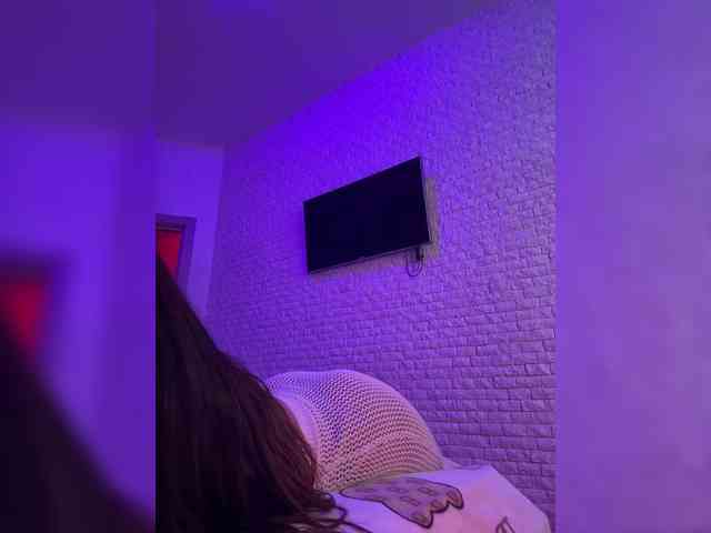 bitch_production webcam