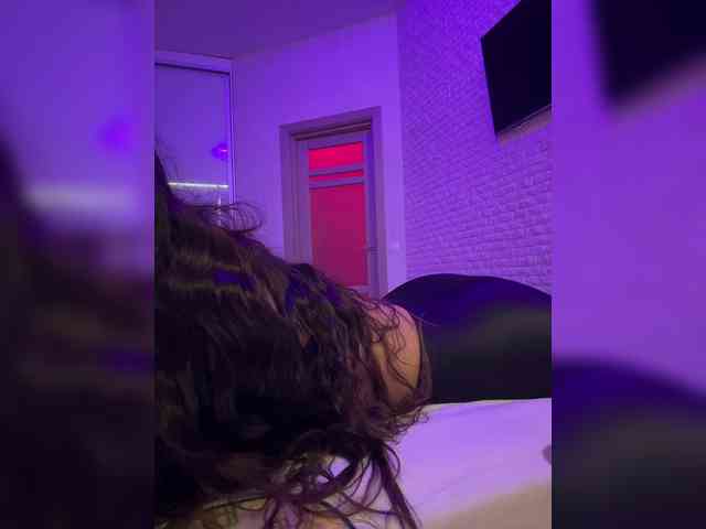 bitch_production webcam