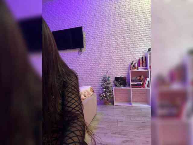 bitch_production webcam