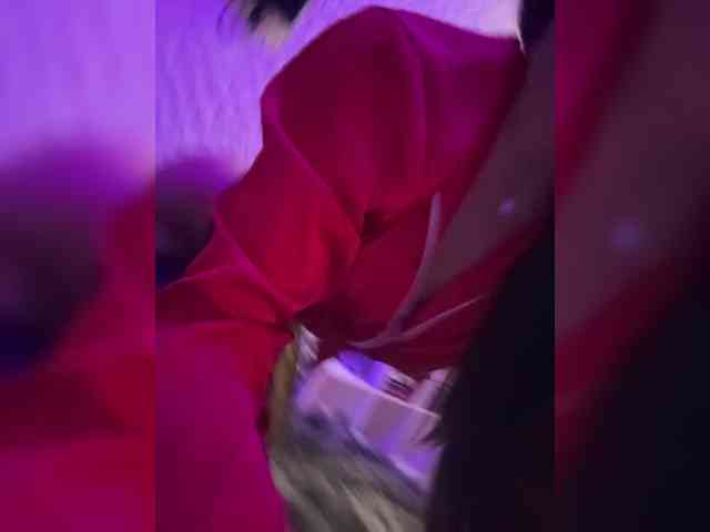 bitch_production webcam