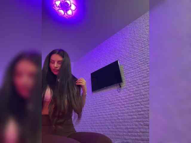 bitch_production webcam