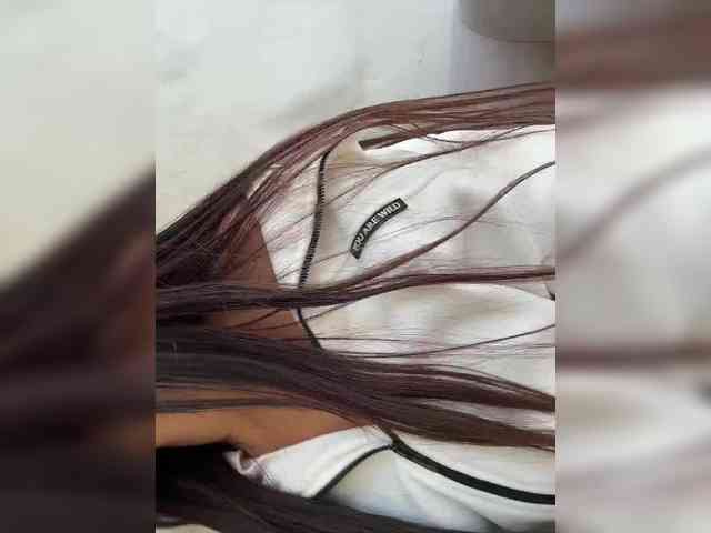 bitch_production webcam