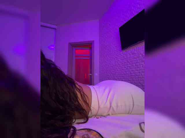 bitch_production webcam