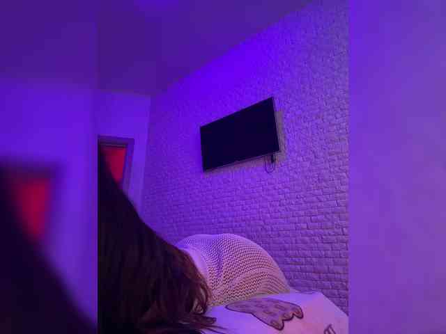 bitch_production webcam