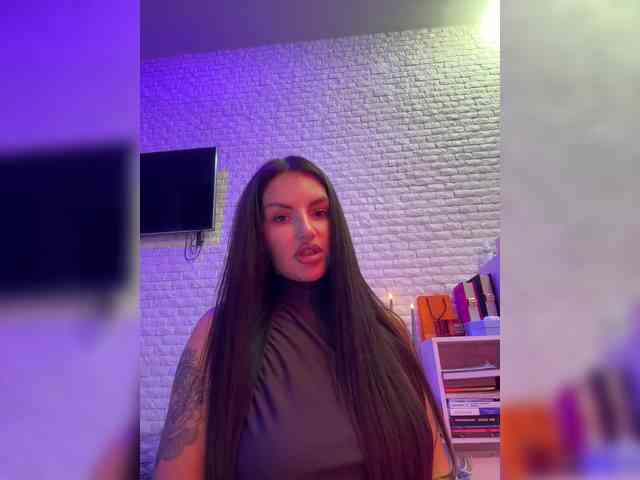 bitch_production webcam