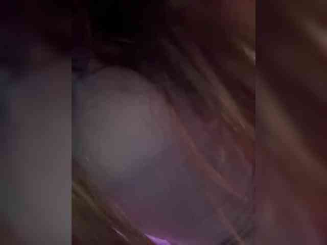 bitch_production webcam