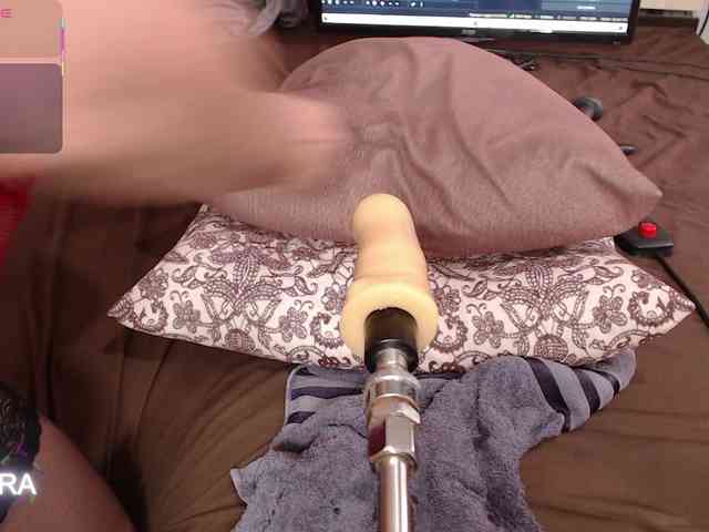 123SaKuRa123 webcam