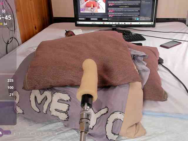 _Lioness_ webcam