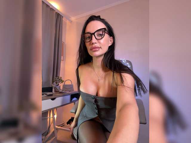 Amarulla's BongaCams show and profile