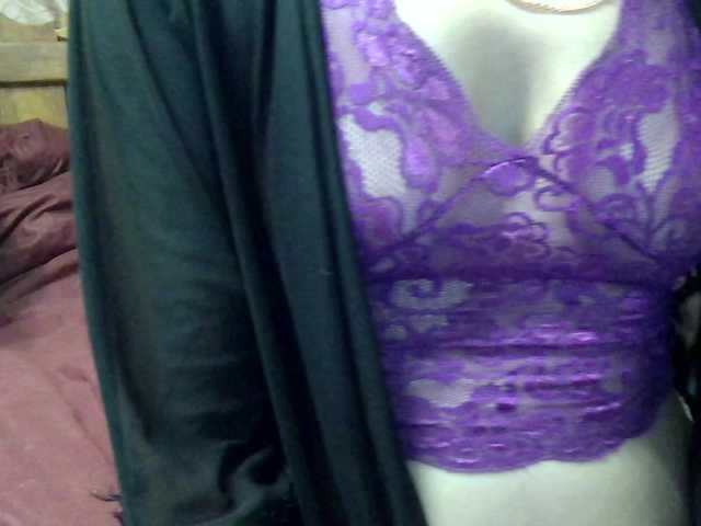 flavorsofy's BongaCams show and profile