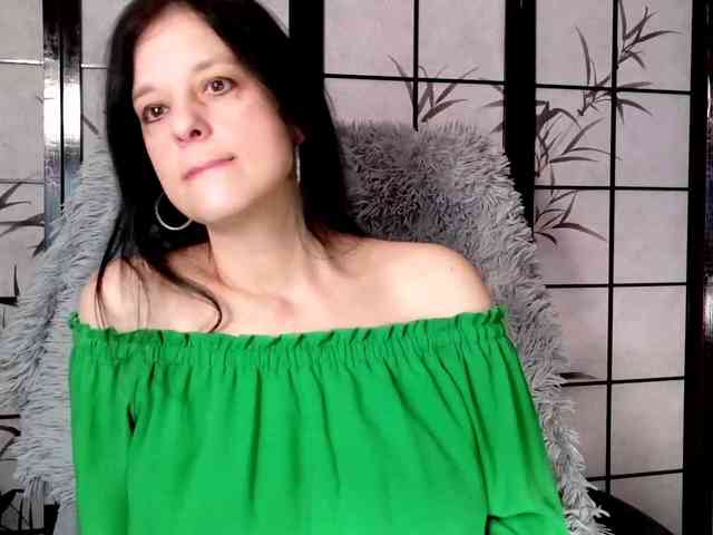 SweetLongLips webcam