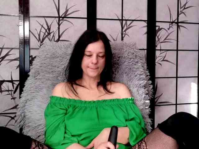 SweetLongLips webcam