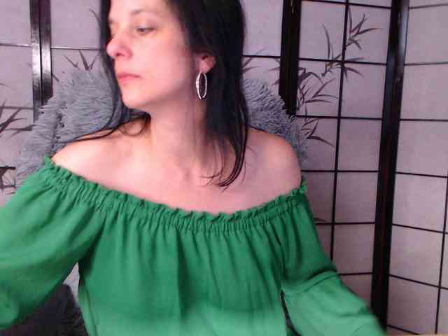 SweetLongLips webcam
