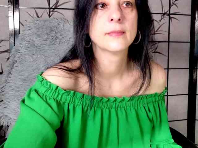 SweetLongLips webcam