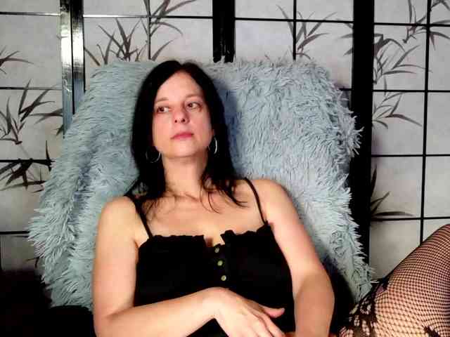 SweetLongLips webcam
