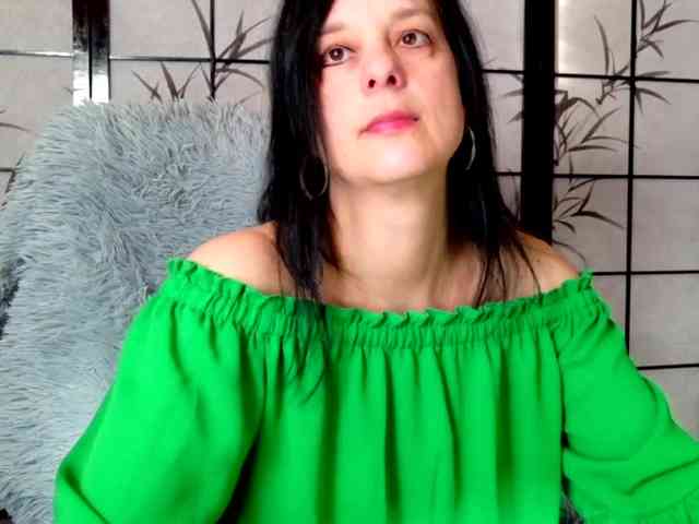 SweetLongLips webcam