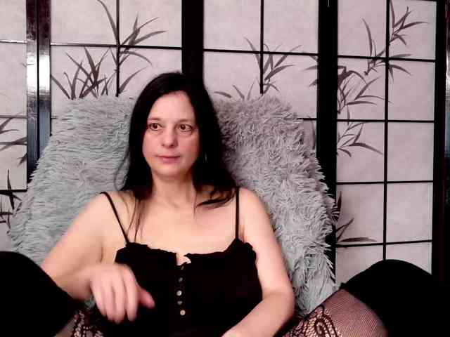 SweetLongLips webcam