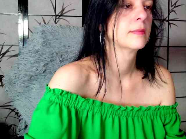 SweetLongLips webcam