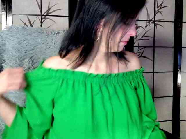 SweetLongLips webcam