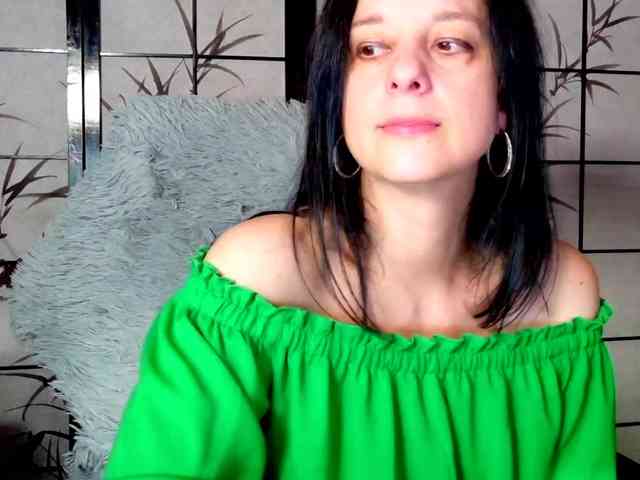 SweetLongLips webcam