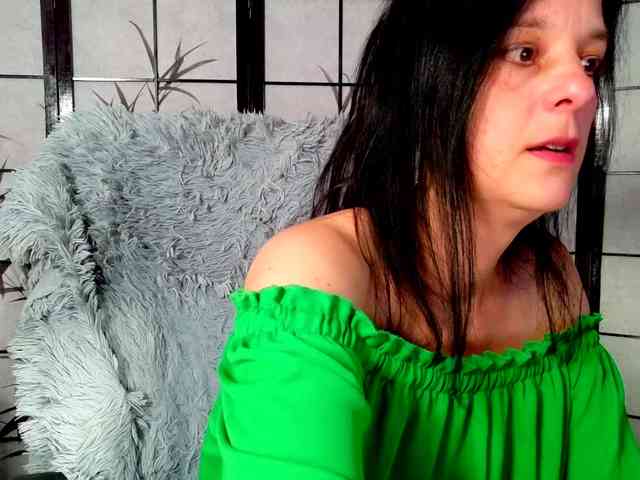 SweetLongLips webcam