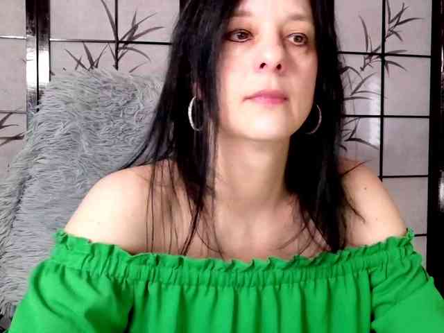 SweetLongLips webcam