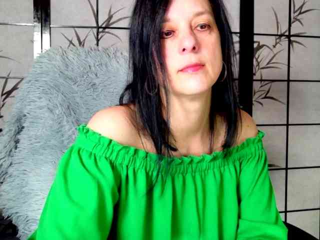 SweetLongLips webcam