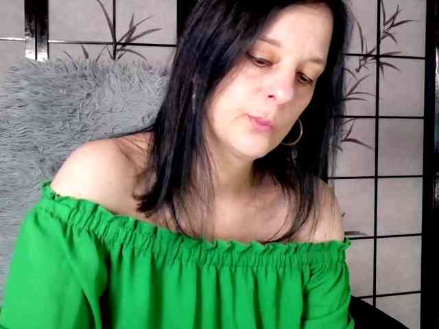 SweetLongLips webcam