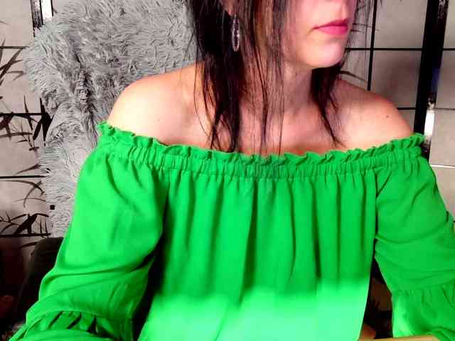 SweetLongLips webcam