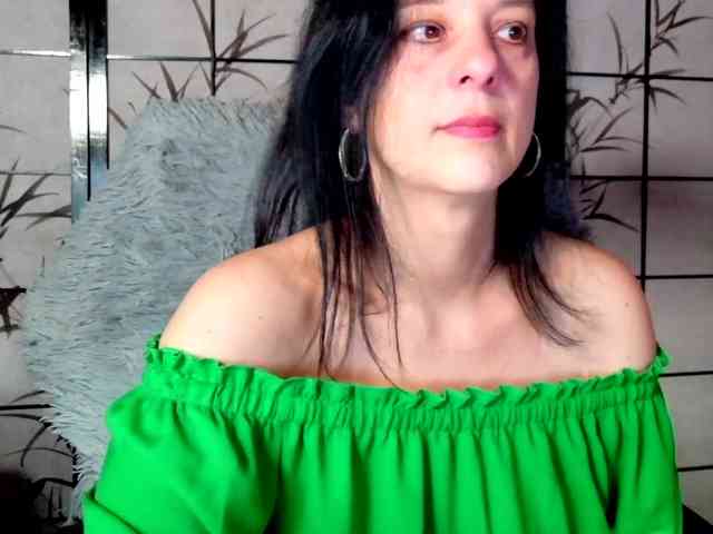 SweetLongLips webcam