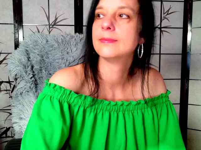 SweetLongLips webcam
